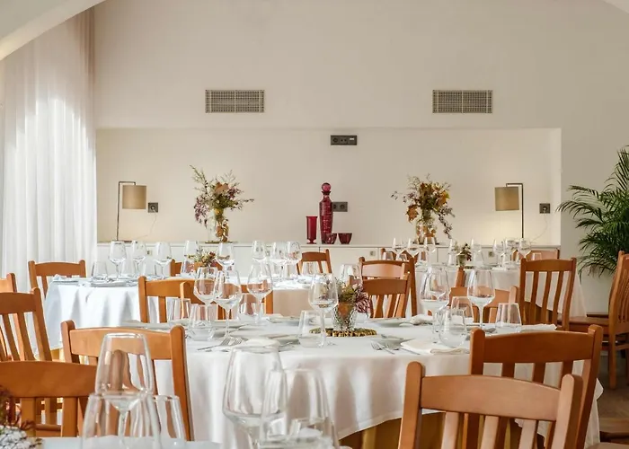 Sdivine Hotel, Congress & Spirituality Hotel 4*